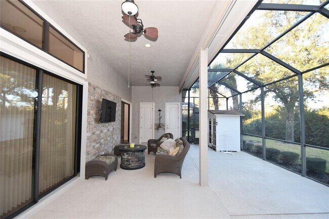 Building Photo - 43 Jasmine Dr