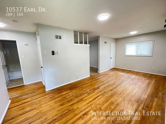 Building Photo - 10537 Earl Dr
