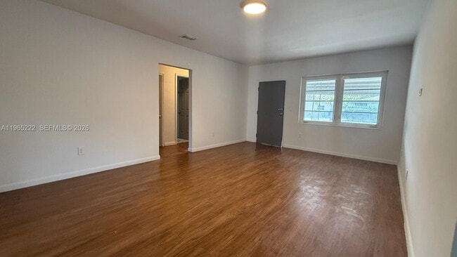 Building Photo - 4765 N Miami Ave