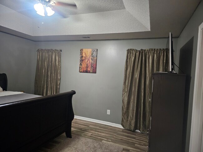 Building Photo - 3344 Waggoner Trail