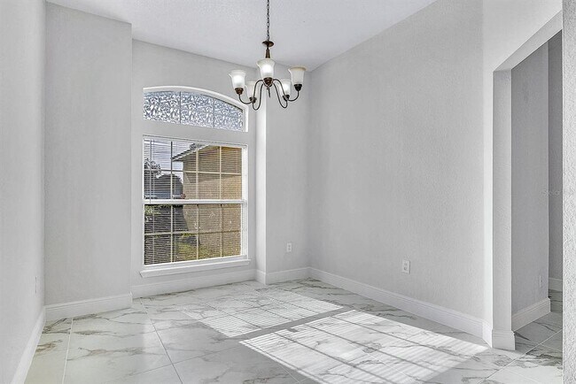 Building Photo - 656 Linnet Ct