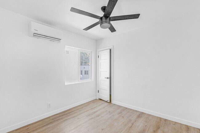 Building Photo - 4021 Griffin Ave