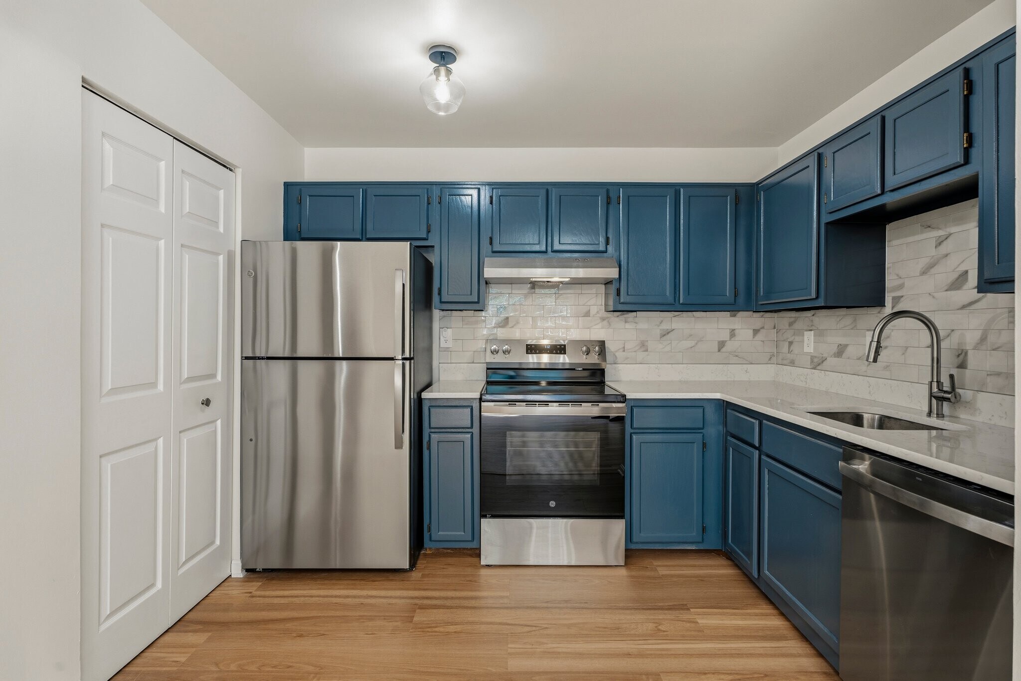 Building Photo - 11640 Pleasant Meadow Dr