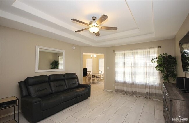 Building Photo - 15 Flamingo Ave