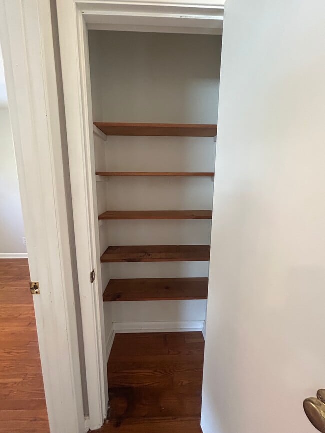 Building Photo - 4090 Old Vincennes Rd