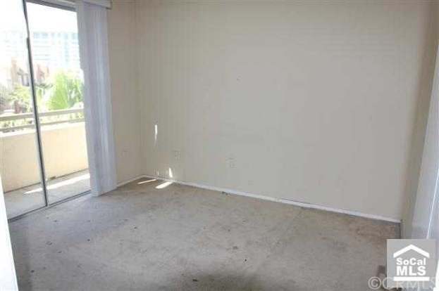 Building Photo - 1480 Scholarship-