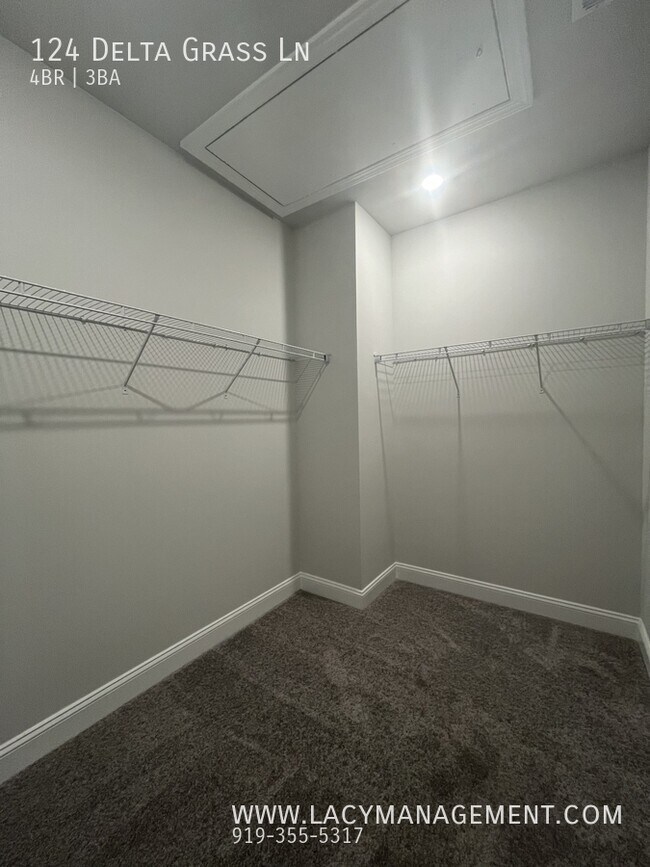 Building Photo - 124 Delta Grass Ln