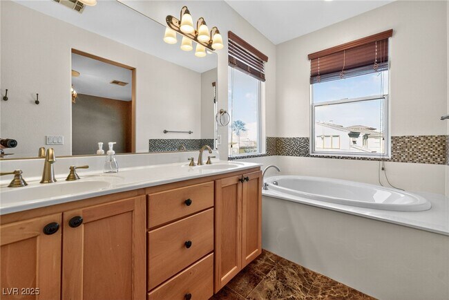 Building Photo - 551 Via Ripagrande Ave