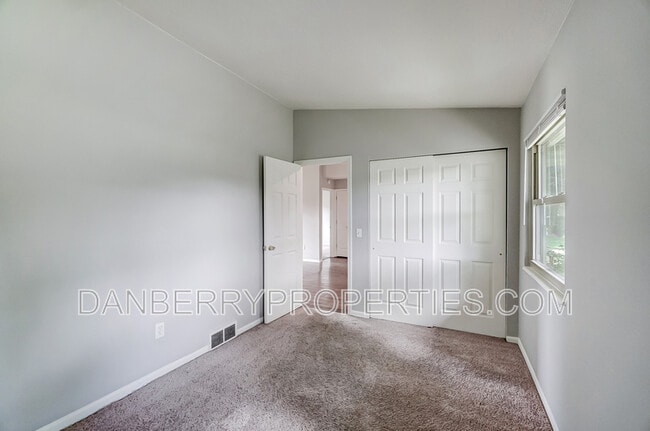 Building Photo - 3629 Turret Green Dr