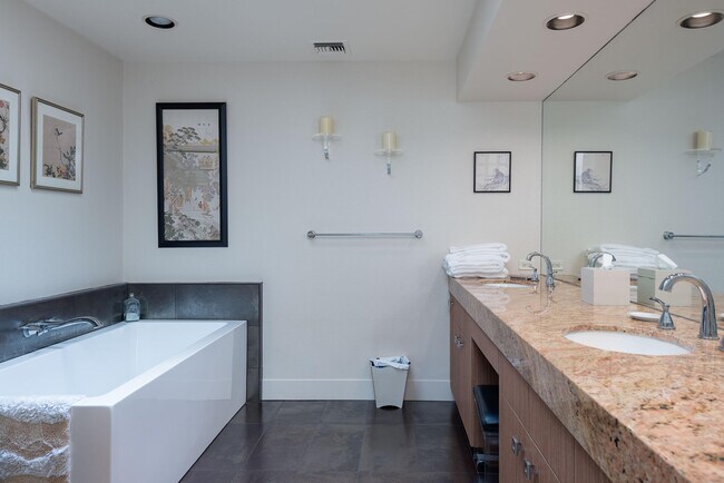 Building Photo - 3 Cornell Dr