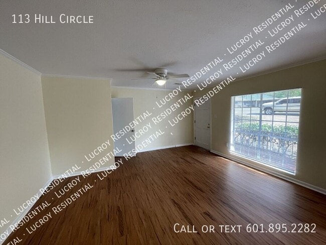 Building Photo - 113 Hill Cir