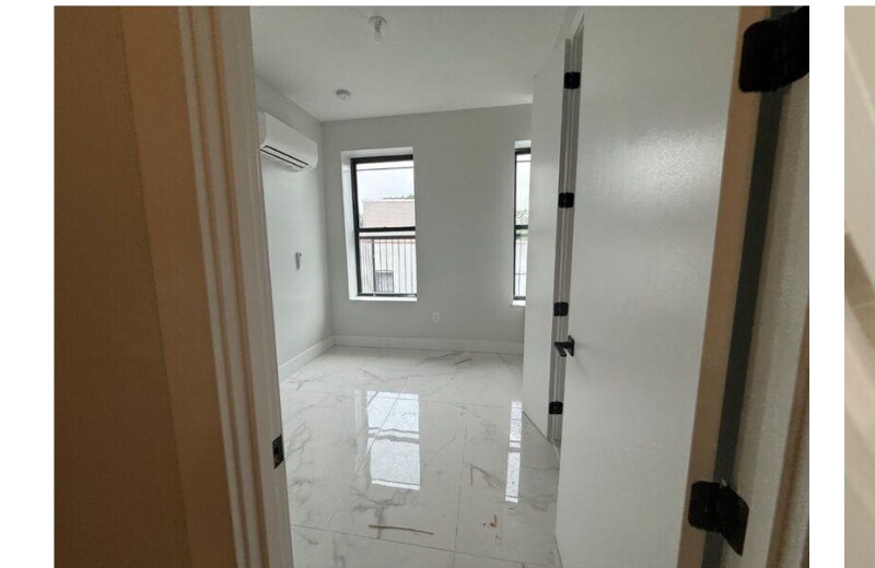 Building Photo - 386 E 31st St