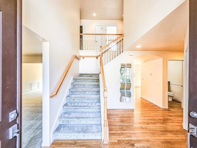 Building Photo - 4424 239th Pl SE