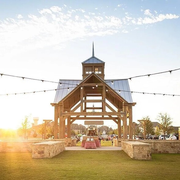 Building Photo - 2926 Culver Ave