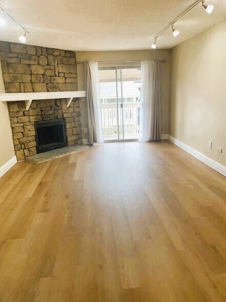 Building Photo - 4400 S Quebec St