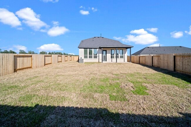 Building Photo - 649 Amber Fls Dr