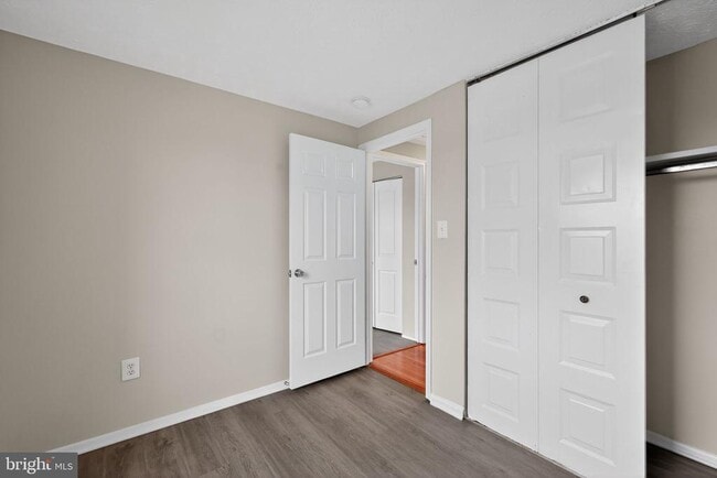 Building Photo - 3602 Castle Terrace