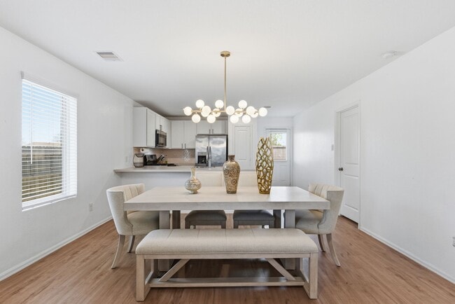 Building Photo - 14427 Woodcott Warren Wy