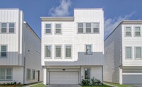 Building Photo - 1741 Cove Cres Ct