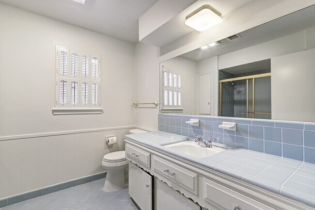 Building Photo - 12526 Boheme Dr