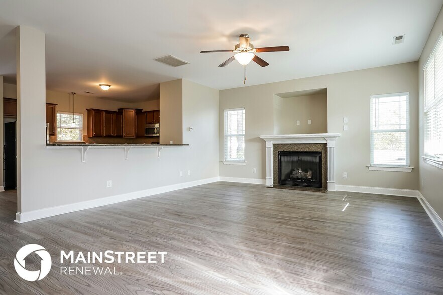 Building Photo - 49 Burrage Dr