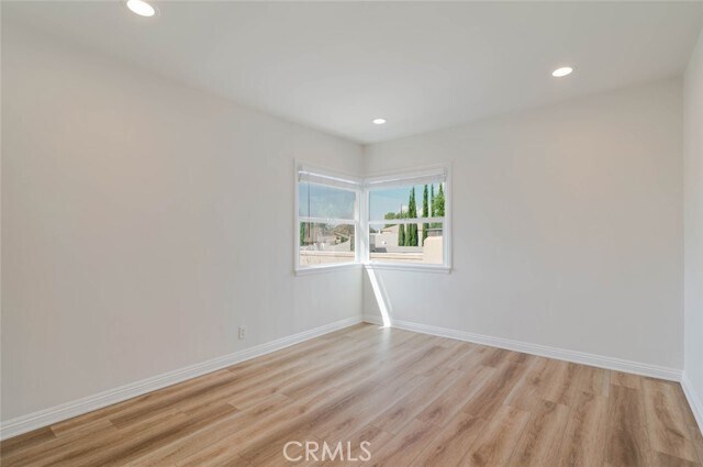 Building Photo - 1466 Stanley Ave