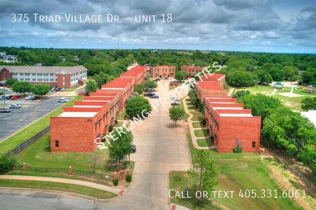 Building Photo - 375 Triad Village Dr
