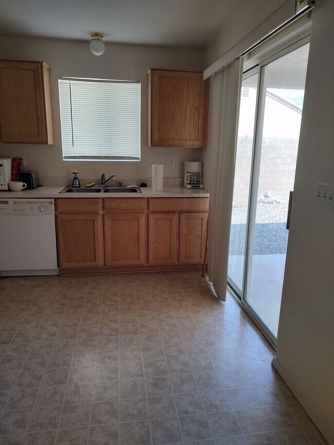 Building Photo - WELCOME HOME!!!