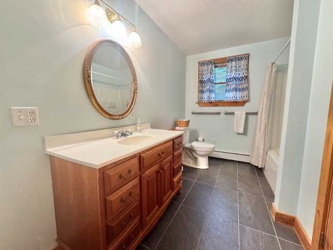 Building Photo - 5 Bracken Ln