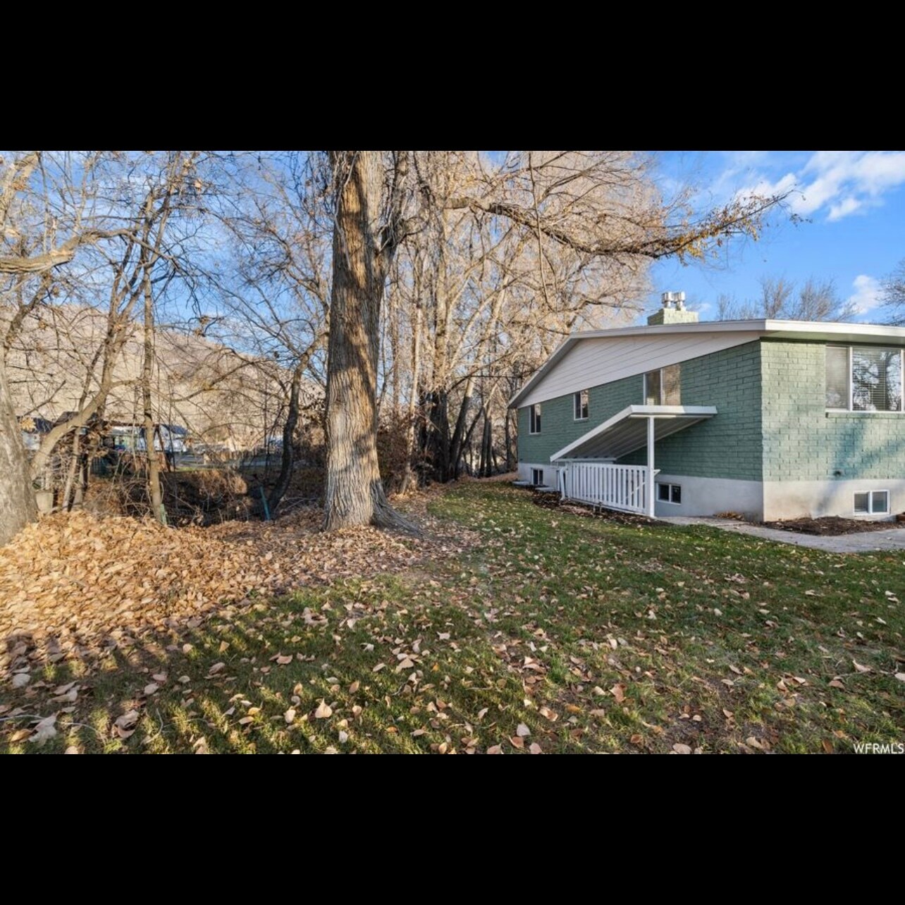 Building Photo - 115 S 200 E