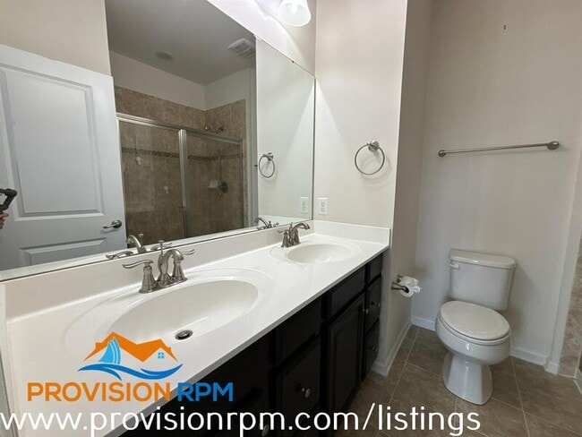 Building Photo - 465 Willow Bend Dr