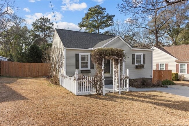 Building Photo - 1001 Anarine Rd