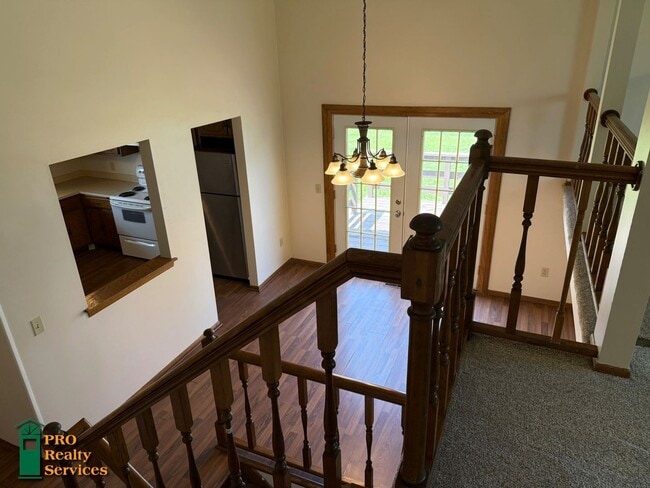 Building Photo - 3 Bedroom Home in Maple Grove