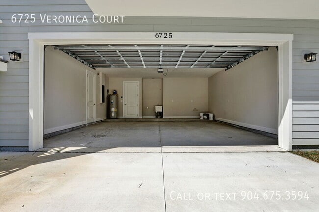 Building Photo - 6725 Veronica Ct