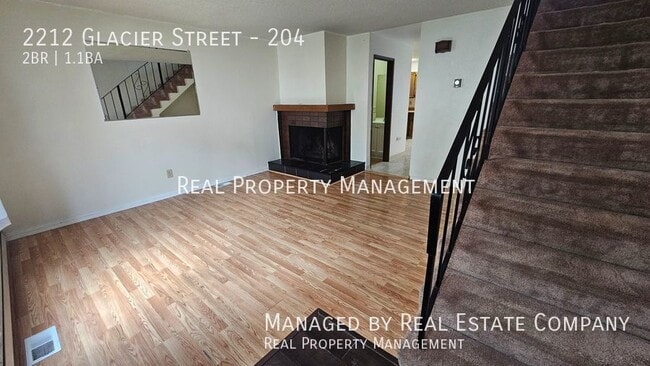Building Photo - 2212 Glacier St