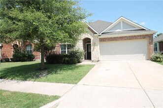 Building Photo - 2209 Lanshire Dr