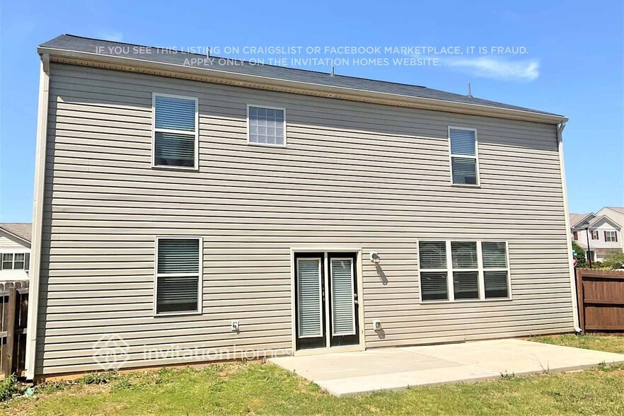 Building Photo - 3890 Makeover Ct