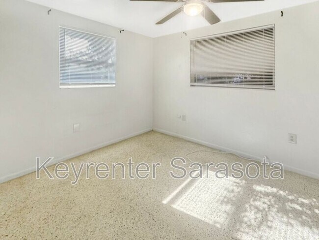 Building Photo - 1612 22nd St