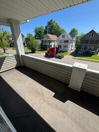 Building Photo - 3002 E 130th St