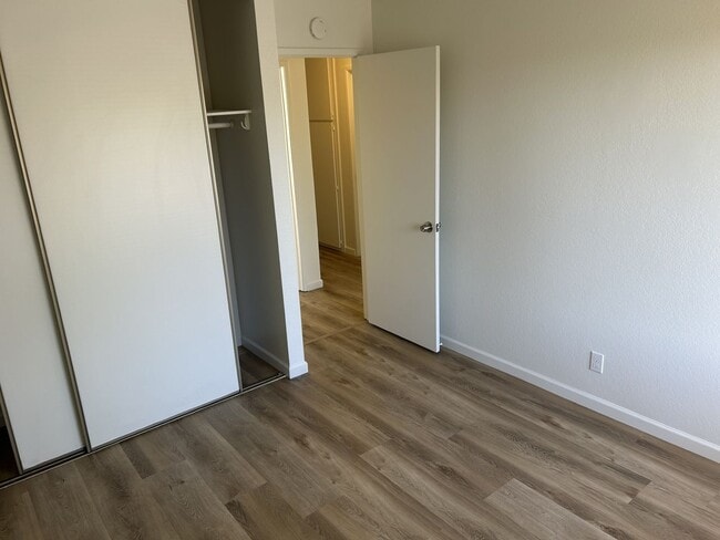 Building Photo - Remodeled 4 Bedroom, 2.5 Bath Home