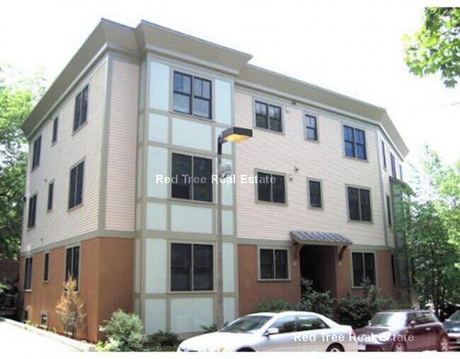 Building Photo - 81 Westminster Ave