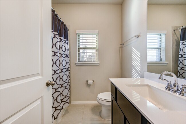 Building Photo - 31416 Cedar Elm Trl