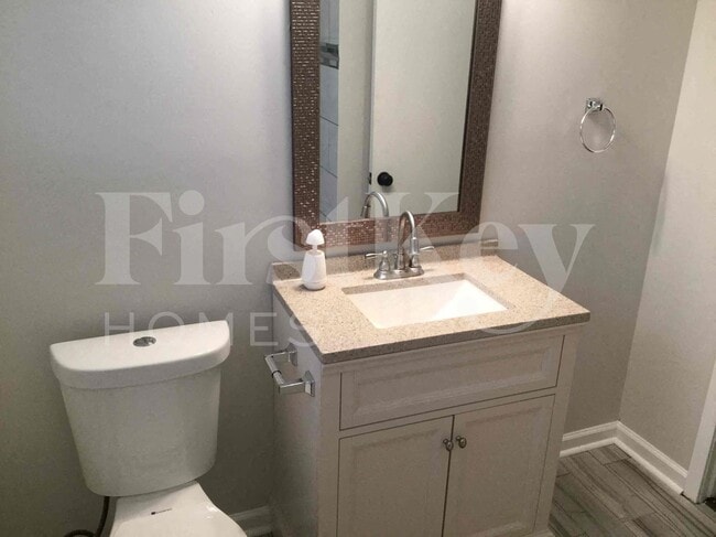 Building Photo - 1760 Danrich Dr