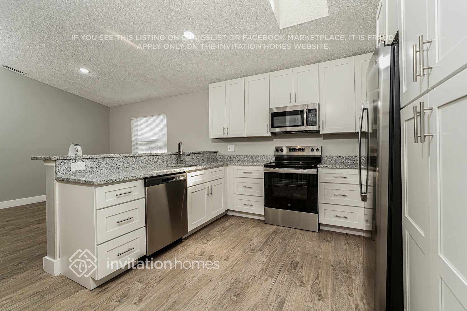 Building Photo - 6233 Vintage Dr