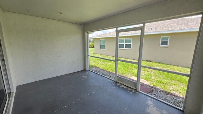 Building Photo - 104 Charles Dr
