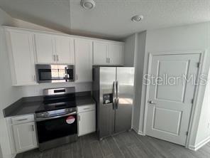 Building Photo - 2599 Runners Cir