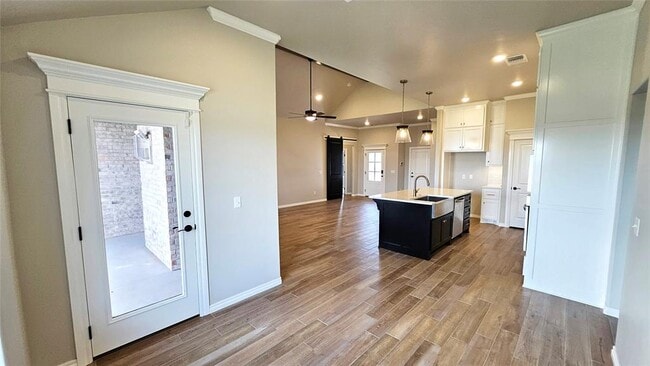 Building Photo - 10401 SW 55th St