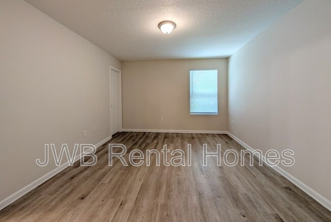 Building Photo - 7804 Playschool Ln