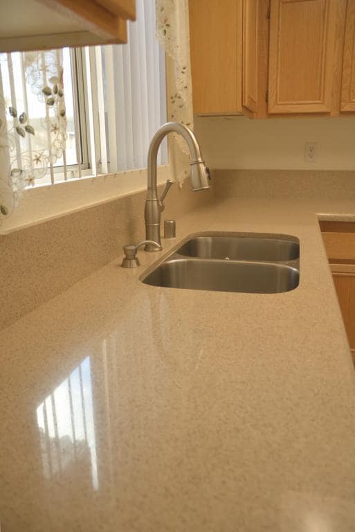 Building Photo - 13686 Sylvan Oaks St