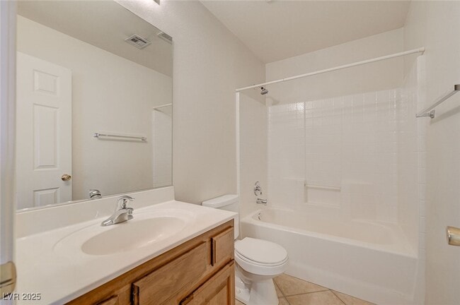 Building Photo - 9408 Santana Siesta Ave